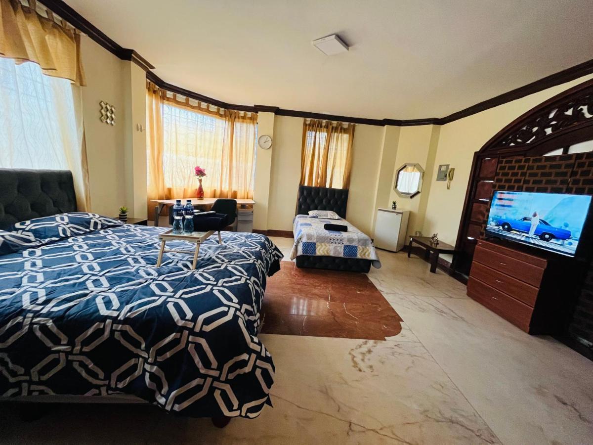 Mega Suite Junto Al San Marino Shopping Guayaquil Exteriör bild